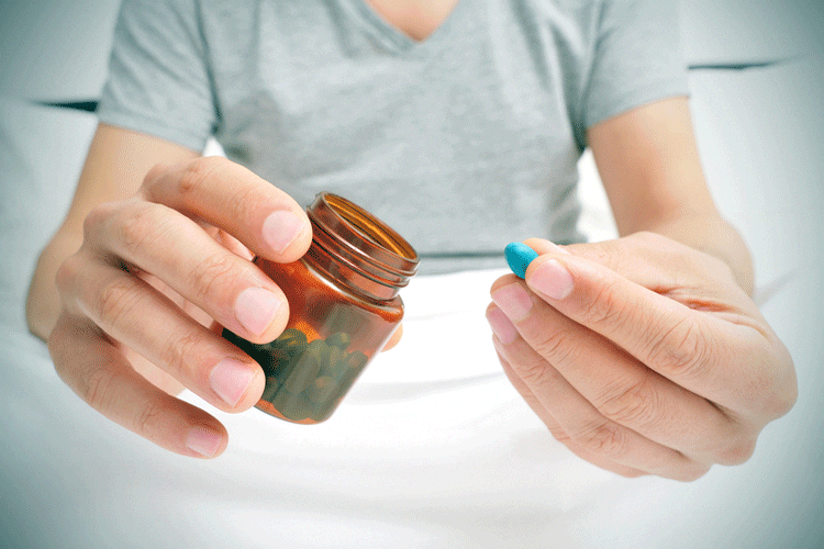 Prescription medicines: 10 tips for using them safely