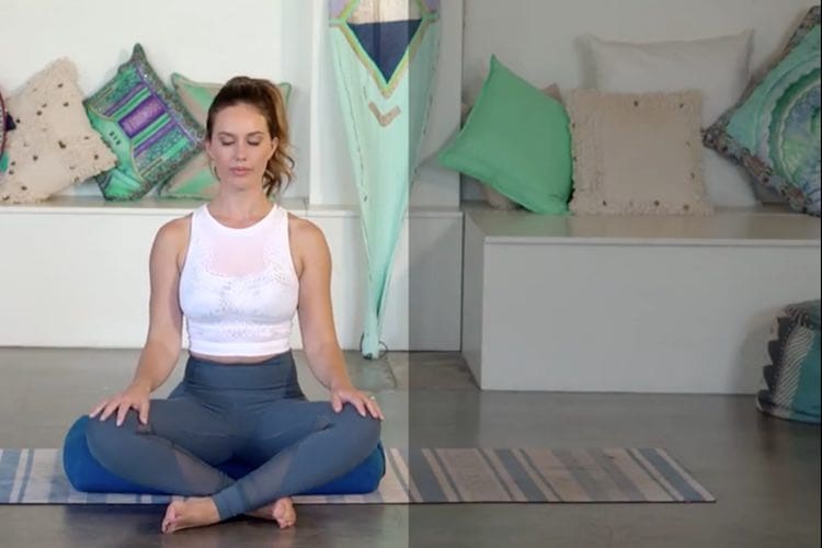 Ujjayi Breath Pose – Eliza Hayward