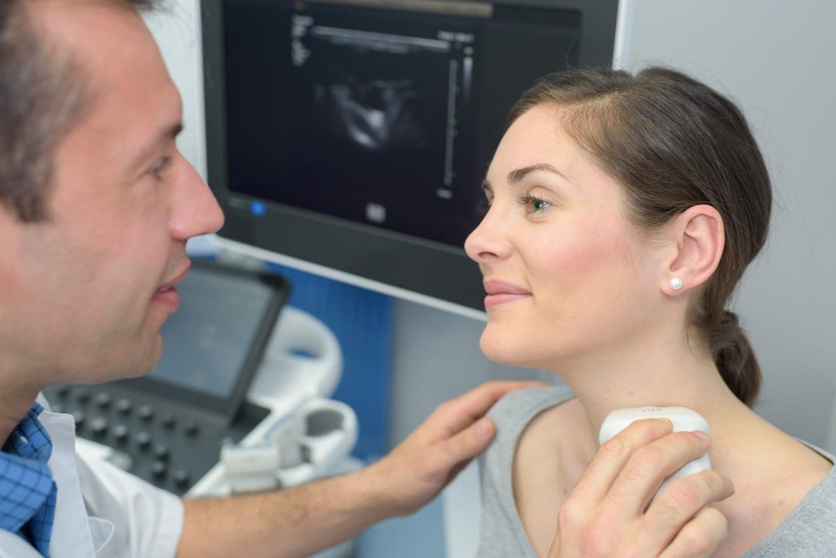 ultrasound scan of thyroid gland