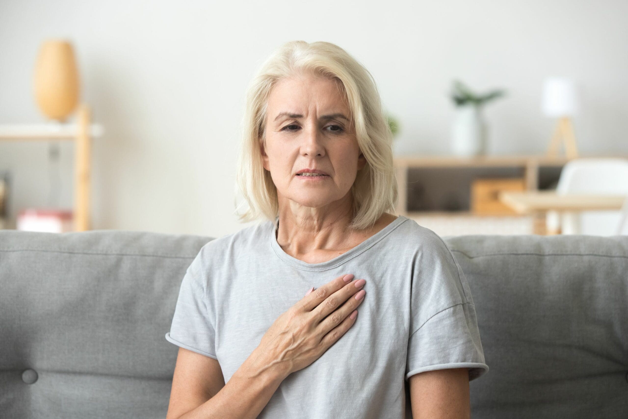 What are the signs of heart attack in women?