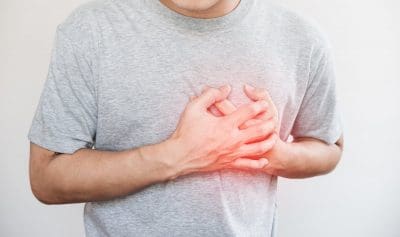 What are the signs of heart attack in men?